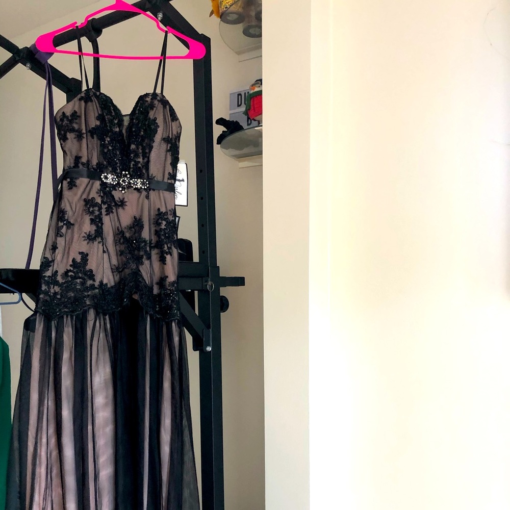 RARE - B Darlin Juniors Prom Gown - embellished sheer black and blush size 3/4